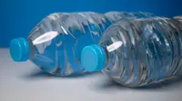 Perbedaan Air Mineral dan Air Demineral: Mana Lebih Sehat?