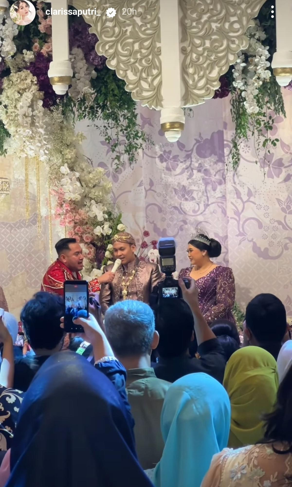 Tamu Undangan Ikut Menari dan Bernyanyi Bersama King Nassar