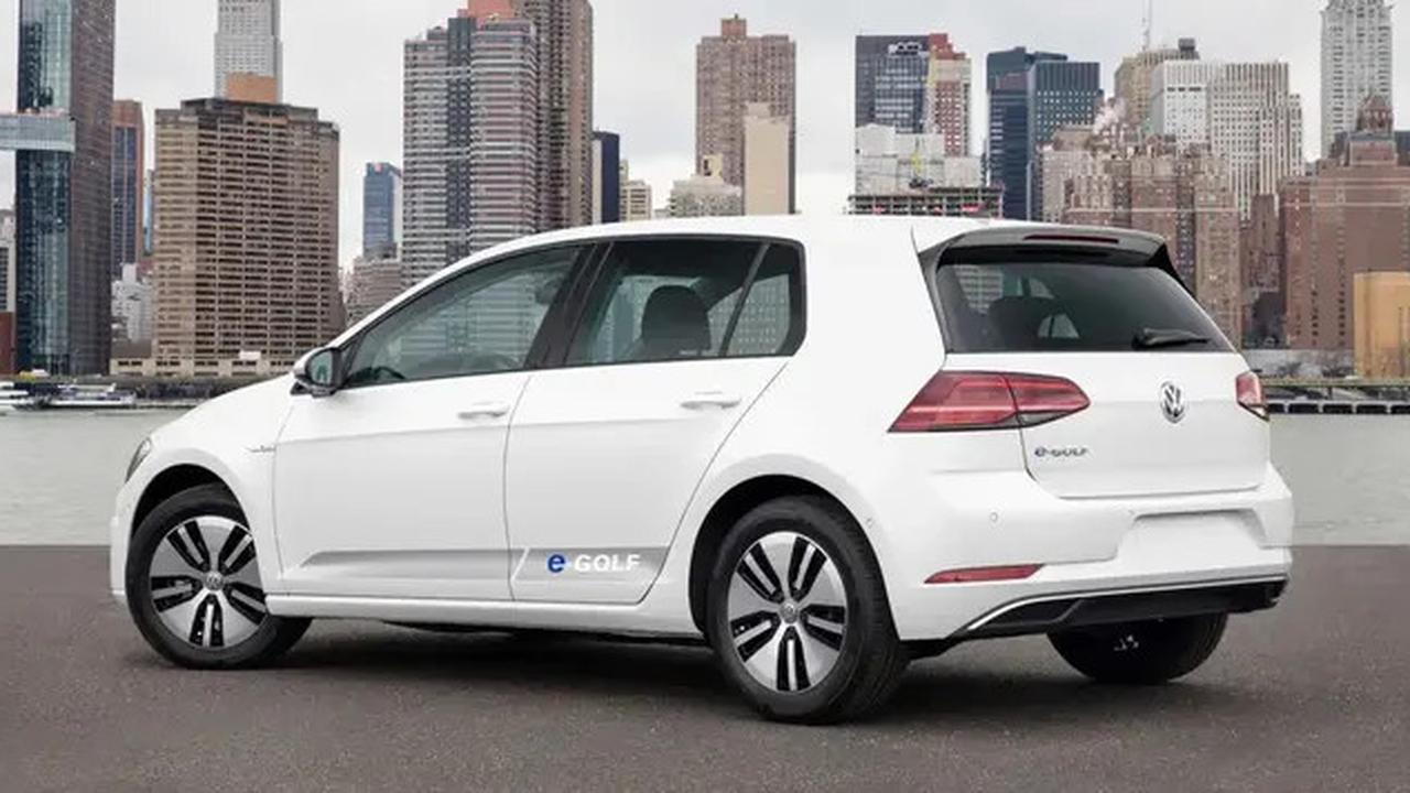 Peluncuran VW Golf Listrik Mundur, Ini Penyebabnya