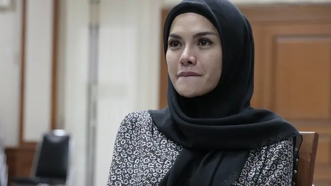 [Bintang] Nikita Mirzani