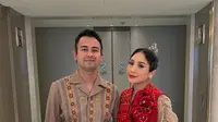 Nagita Slavina dan Raffi Ahmad tampil di JFW 2024 pada Rabu sore (25/10/2023). (Dok: Instagram)