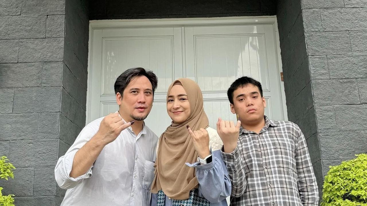 Cindy dan Firman mengajukan permanent residence ke Kanada dan prosesnya cukup lama.&nbsp;
