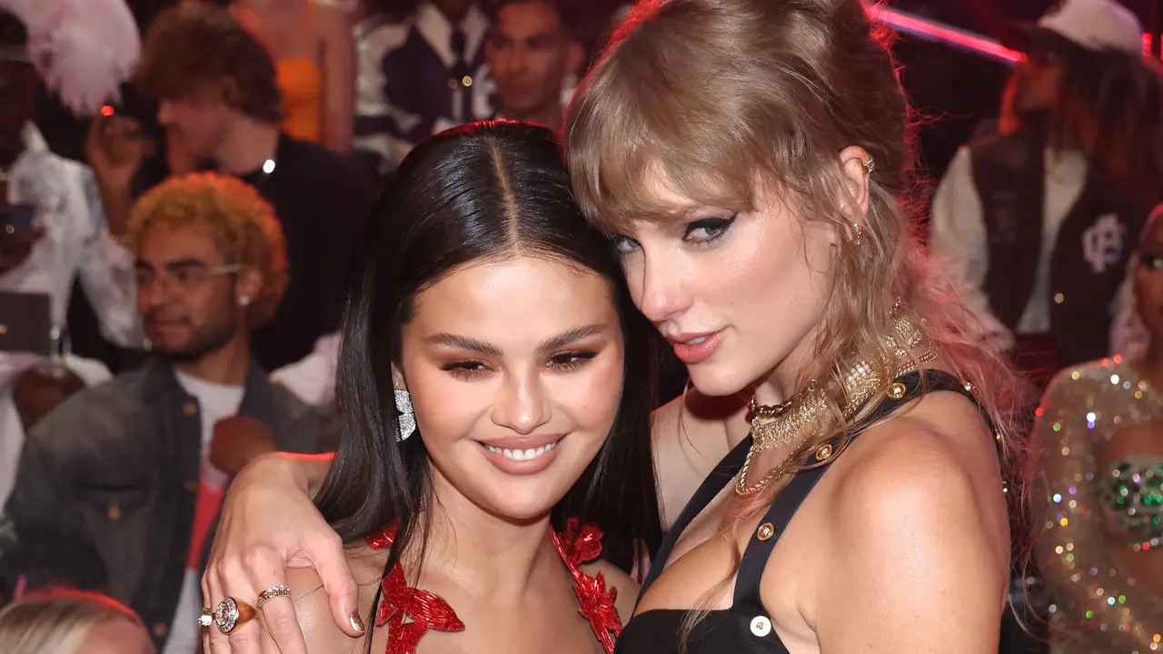 Selena Gomez dan Taylor Swift. [Foto: TPG Images]