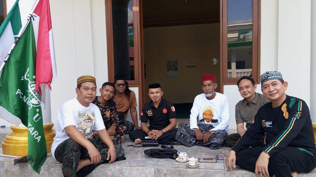 Cerita Banser 14 Hari Mengayuh Sepeda dari Sumsel ke Jombang Demi Muktamar NU