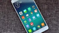 Xiaomi Mi Note 2 Akan Hadir dalam 3 Versi?