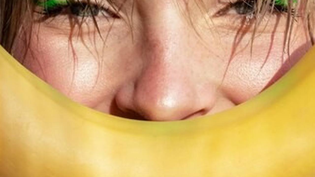 5. Menyamarkan Bekas Jerawat dengan Vitamin A dan C