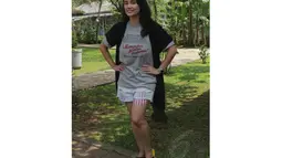 Saat ditemui di kawasan Ciganjur, Jakarta, pemain film '3600 Detik' itu mengaku tidak menjalin asmara dengan pria bule lagi, Senin (9/6/14). (Liputan6.com/Panji Diksana)