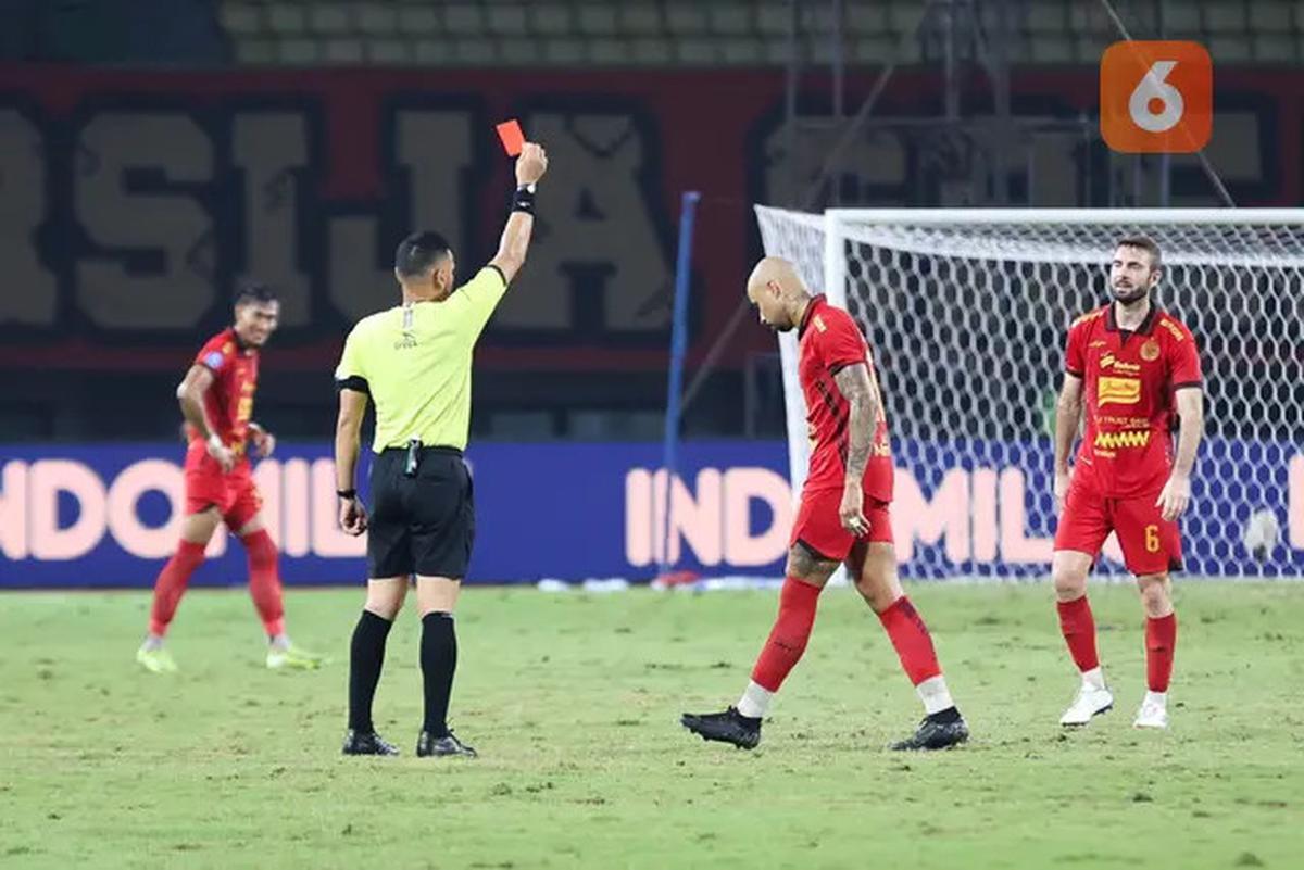Kritik Keras Stadion Patriot, Rizky Ridho Ungkap Rumput Botak Plus Ruang Ganti dan Toilet Tak Berubah: Tidak Tahu Apa yang Direnovasi