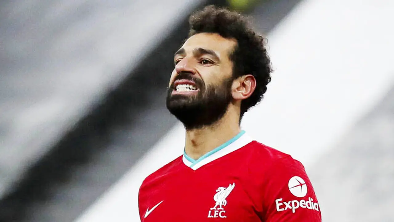 FOTO: Ekspresi Mohamed Salah Usai Gagal Mencetak Gol di Laga Liverpool Kontra Newcastle United