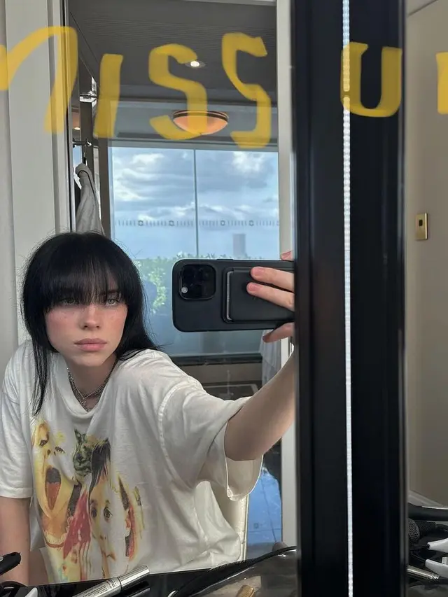 Billie Eilish (Instagram/@billieeilish)