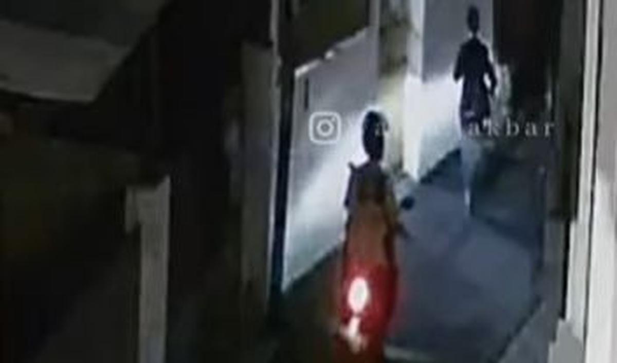 Dalam narasinya, korban disebut hendak pulang ke indekosnya selepas bekerja.&nbsp;<br>