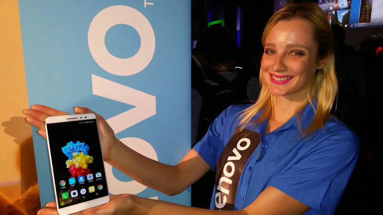 Lenovo Phab, Phablet Ahlinya Chatting dan Main Game