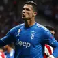 Striker Juventus, Cristiano Ronaldo, saat melawan Atletico Madrid pada laga Liga Champions di Stadion Wanda Metropolitano, Rabu (18/9/2019). Kedua tim bermain imbang 2-2. (AP/Cristiano Ronaldo)