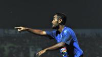 Pemain Arema FC, Agil Munawar. (Bola.com/Iwan Setiawan)
