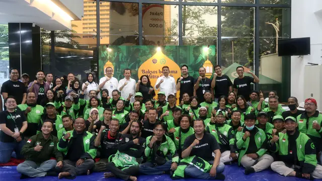 Bakti Sosial Ramadan Bersama Komunitas Mitra Driver Gojek