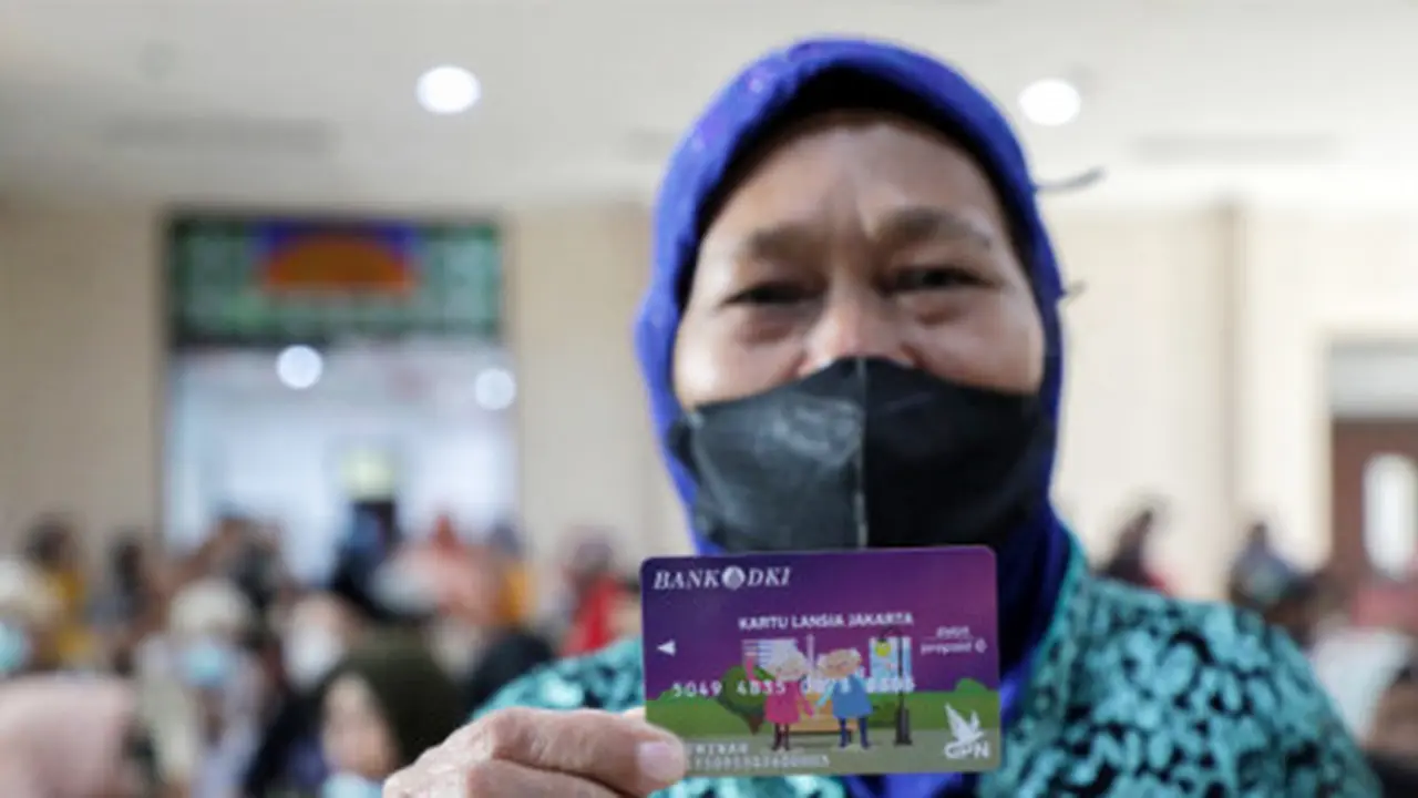Penerima manfaat bansos di Jakarta/Pemprov Jakarta