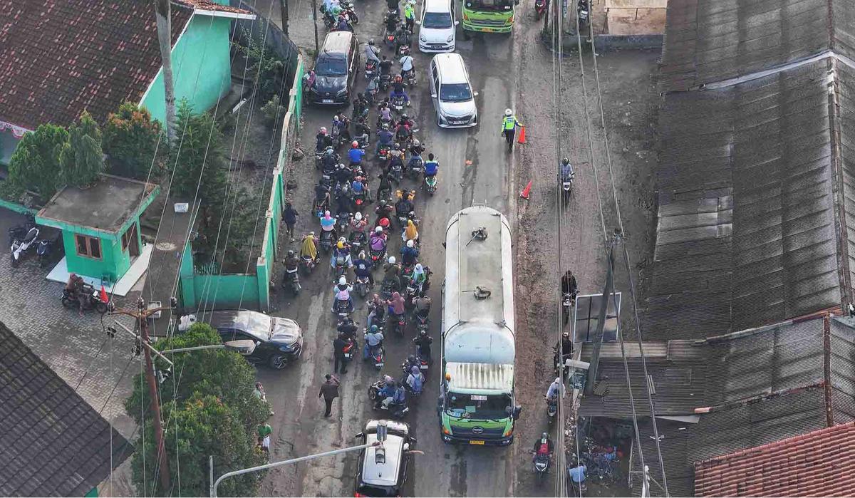 FOTO: Horor Macet Setiap Pagi di Parung Panjang