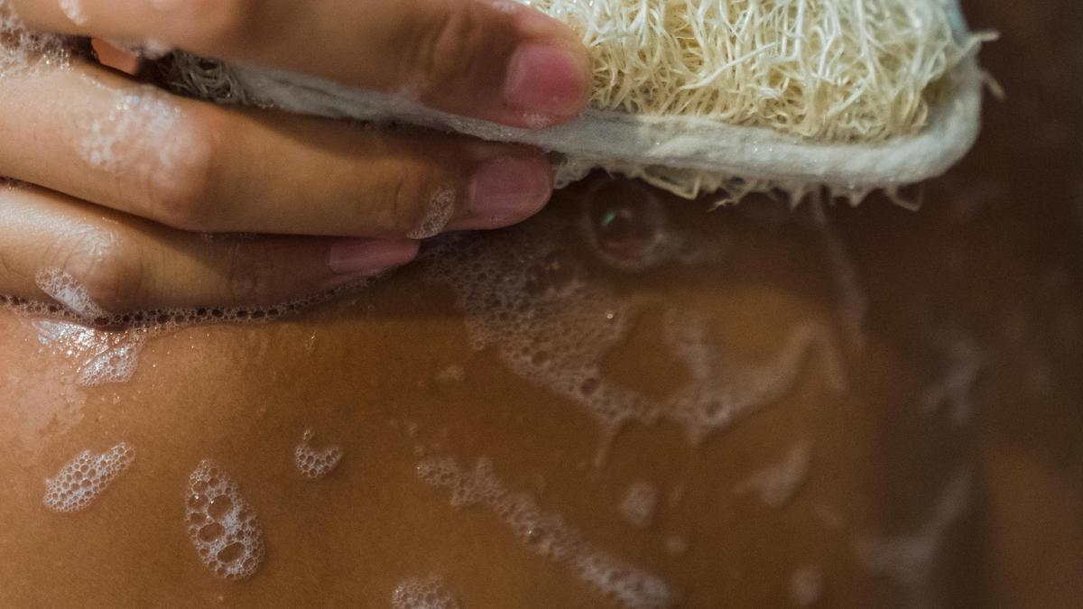 Terungkap! Perbedaan Body Wash dan Sabun Batang untuk Kesehatan Kulit Menurut Ahli Dermatologi