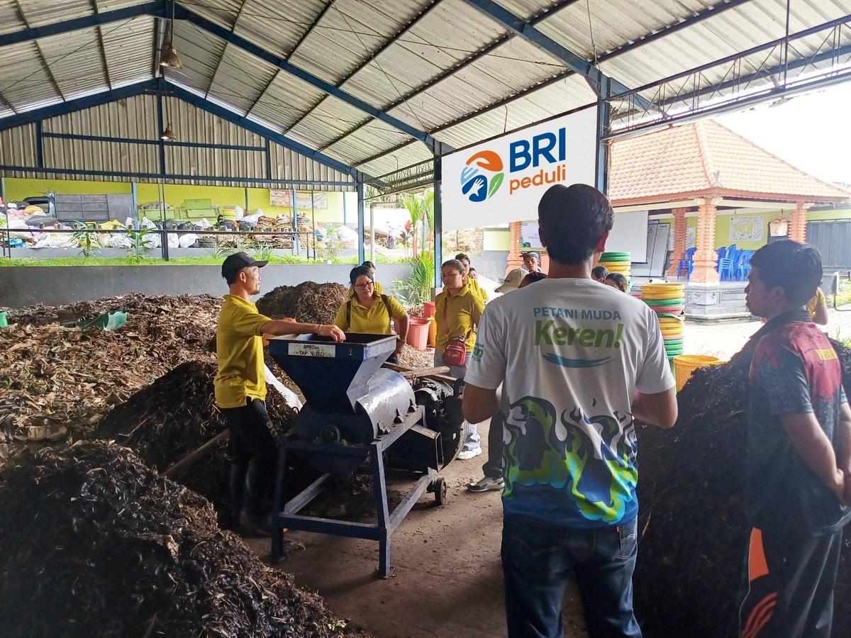 BRI Peduli Beri Pelatihan Diversifikasi dan Penguatan Mutu Pupuk Kompos di Bali