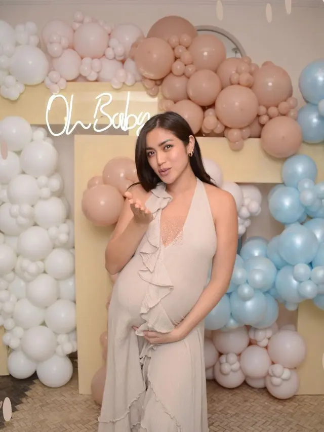 7 Potret Baby Shower Jessica Iskandar, Dapat Kejutan dari Sahabat