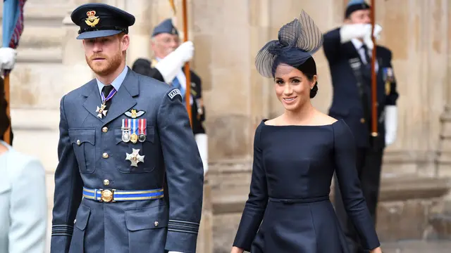 Senyum Memesona Meghan Markle Saat Hadiri Peringatan 1 Abad RAF