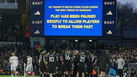 Setelah Insiden Lawan Man City, Leeds Minta Suporter Hormati Jeda Ramadan saat Jumpa Norwich di Piala FA