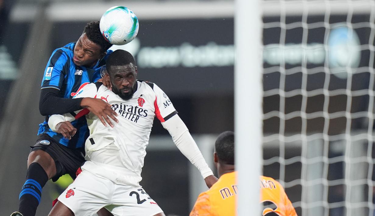 Hasil ini membuat Milan gagal memangkas jarak dari Napoli di puncak klasemen. Tim asuhan Massimiliano Allegri tertahan di posisi kedua dengan 18 poin dari sembilan laga, sementara Atalanta besutan Ivan Juric tetap di peringkat keenam dengan 13 poin. (Spada/LaPresse via AP)