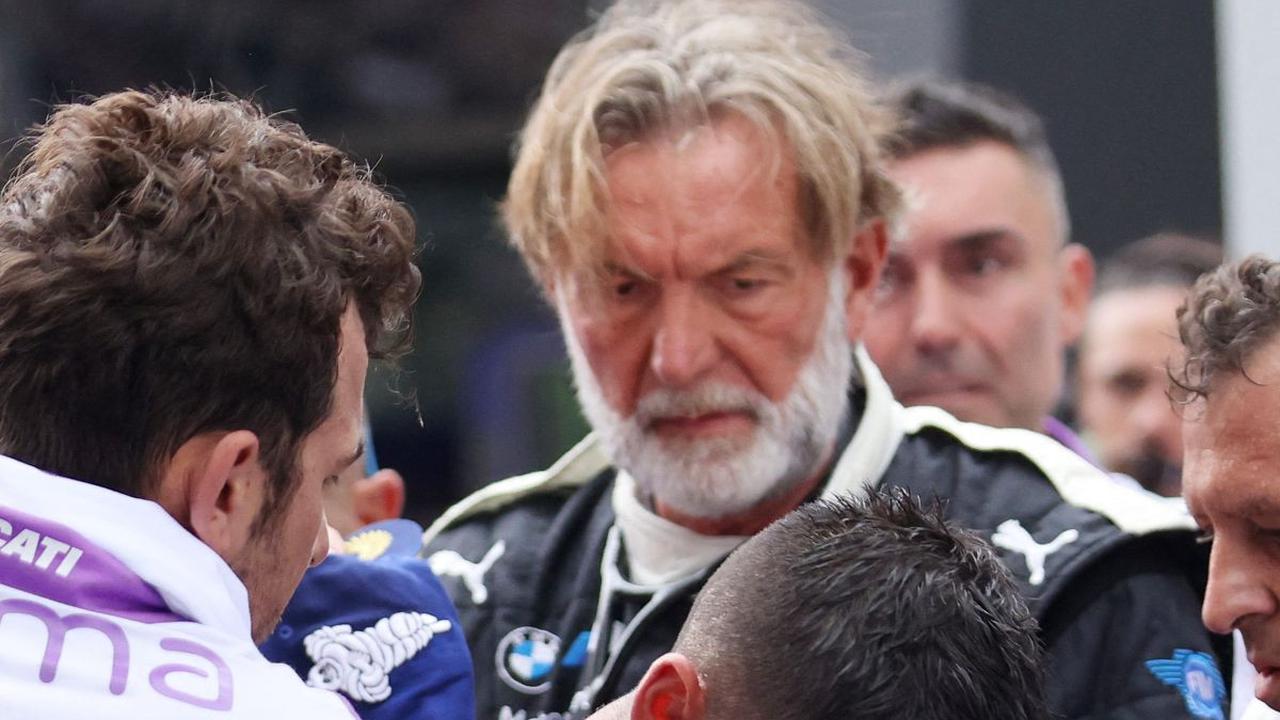 Balapan di Asia memang selalu menuntut fisik ekstra prima. Pada seri ke-13 MotoGP India di Sirkuit Internasional Buddh yang baru dibangun itu diselimuti suhu panas luar biasa pada hari Minggu (24/09/2023).<br>