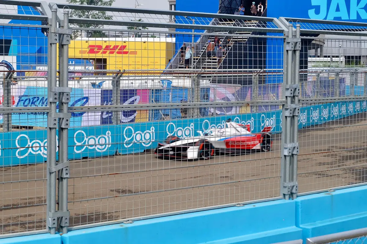 Keseruan Formula E Jakarta 2025