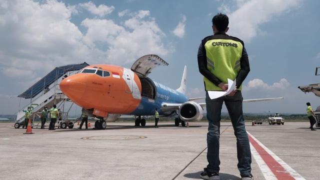 Bea Cukai Tanjung Emas Berikan Fasilitas Rush Handling untuk ...
