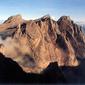 Puncak Gunung Kinabalu yang berada di Sabah, Malaysia. (AFP PHOTO)