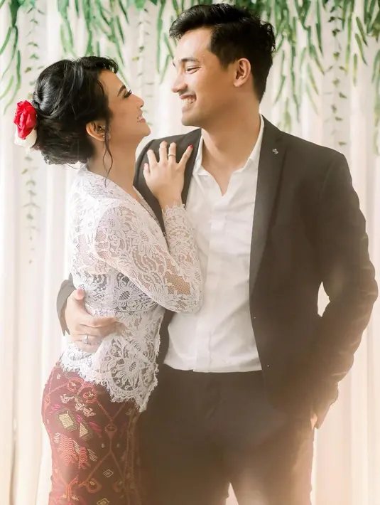 Vanessa Angel dan Febri Ardiansyah. (Foto: Instagram vanessaangelofficial)