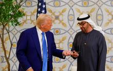 ⁠Terungkap Cara UEA Menyambut Presiden AS Donald Trump, Berjejer Wanita 'Dipamerkan' Jadi Sorotan