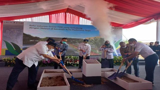 Pencanangan pembangunan stasiun ekstensi Tigaraksa-Tenjo, Sabtu (15/10/2022) (Foto: Liputan6.com/Elga N)
