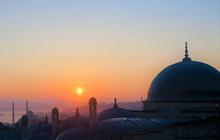 4 Doa Setelah Sholat Maghrib Sendiri yang Dapat Diamalkan, Berikut Keutamaannya