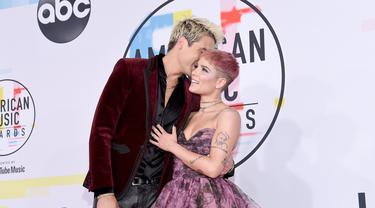 Halsey Tak Pernah Tenang Jalani Hubungan Dengan G Eazy News Entertainment Fimela Com