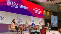 Plenary Session 1 dalam KTT T20 di Nusa Dua, Bali pada 5 September 2022 membahas tentang G20 yang diharapkan menjadi jembatan untuk berbagai konflik dunia. (Liputan6/Benedikta Miranti)