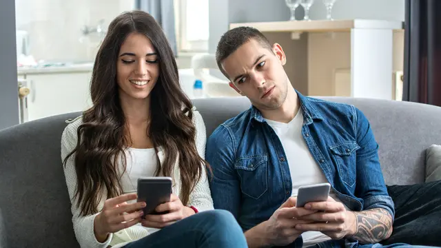 Pahami Beda Si Dia yang Cuma Menganggap Teman atau Beneran Ada Rasa, Biar Tak Salah Paham Kelamaan