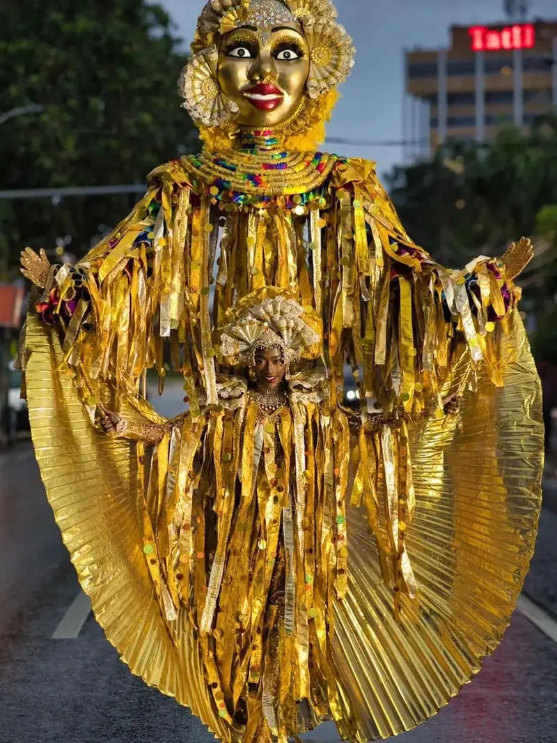 Kostum Trinidad dan Tobago