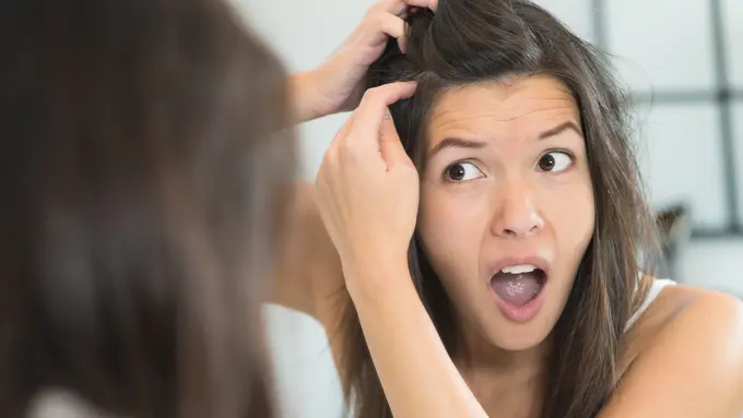 Metode alami untuk menghitamkan rambut beruban menggunakan wijen hitam dan madu