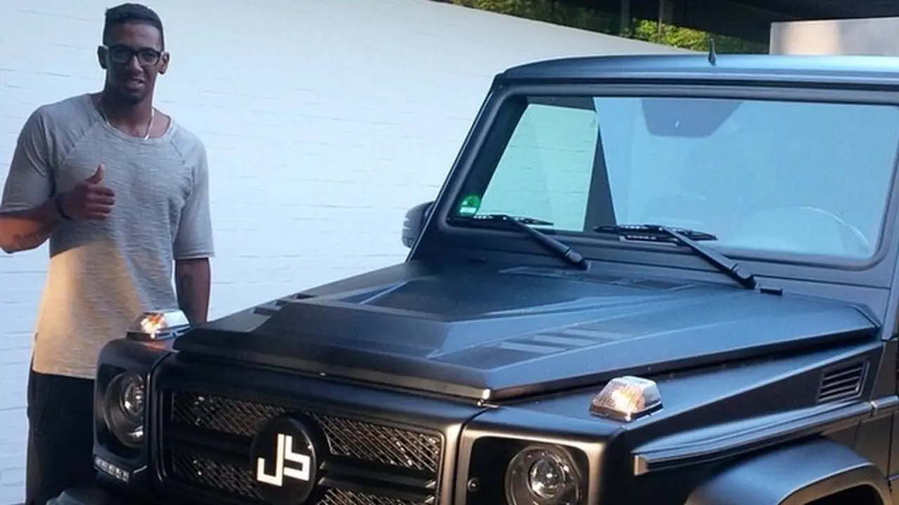 Mencintai Jerman, Jerome Boateng Pilih Mercedes G Class