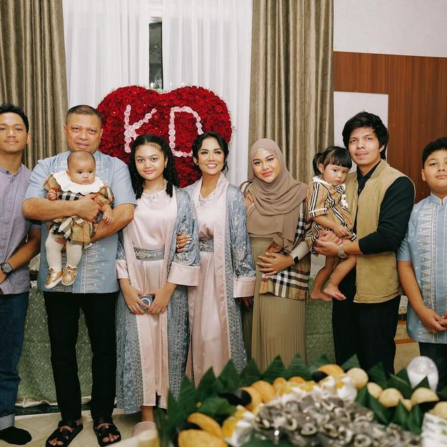 Ultah Krisdayanti ke-49