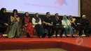 Para mentor Puteri Muslimah Indonesia 2015 saat mengikuti konferensi pers terkait pelaksanaan acara Puteri Muslimah Indonesia 2015, Jakarta, Senin (11/5/2015). (Liputan6.com/Herman Zakharia)