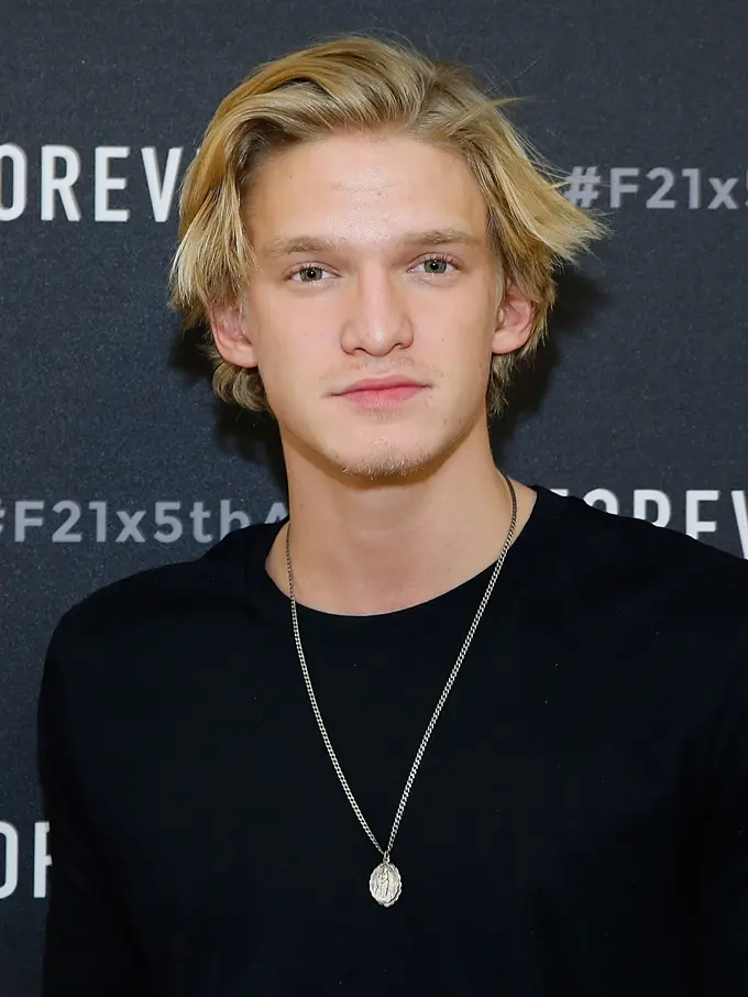 [Bintang] Cody Simpson