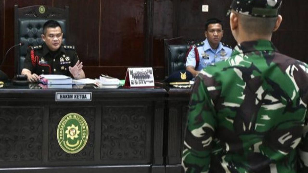 sidang anggota tni al bunuh jurnalis di kalsel