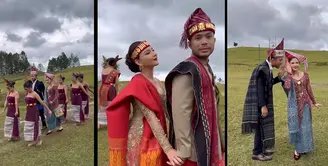 Jelang jadi istri Yakup Hasibuan, Jessica Mila menjalani berbagai prosesi. Belum lama ini, Jessica juga mendapatkan marga. Beberapa hari lalu, selain mendapatkan marga, Jessica juga menggelar tunangan. [Instagram/jscmila]