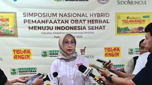 Sido Muncul dan FK UNAND Sukses Gelar Simposium Nasional Pemanfaatan Obat Herbal Menuju Indonesia Sehat