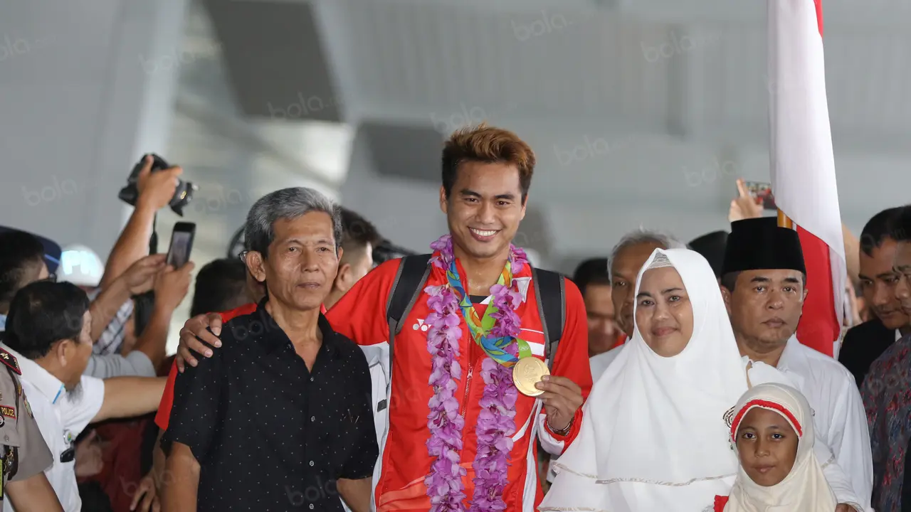 Tontowi Ahmad