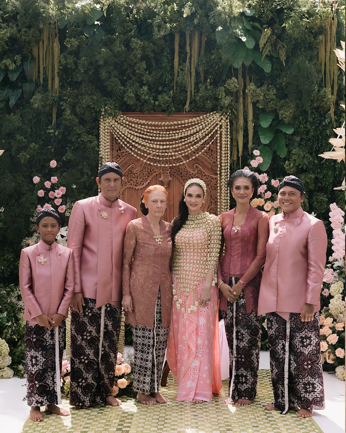 Luna Maya dan Maxime Bouttier