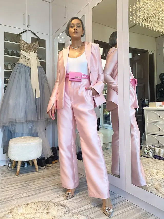 Gaya Kimmy Jayanti yang Tengah Hamil Anak Kedua. (Sumber: Instagram/kimmyjayanti)